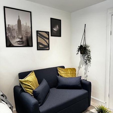 En-Suite Bedroom For Up To 4! Sofa Bed - Near Stratford ลอนดอน ภายนอก รูปภาพ