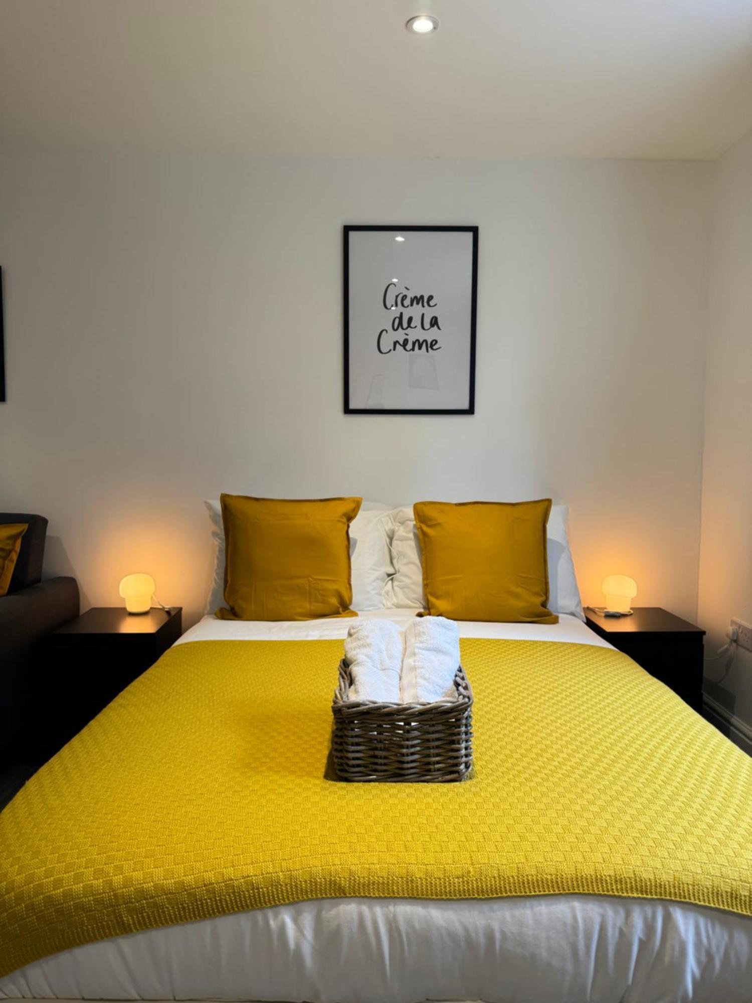 En-Suite Bedroom For Up To 4! Sofa Bed - Near Stratford ลอนดอน ภายนอก รูปภาพ