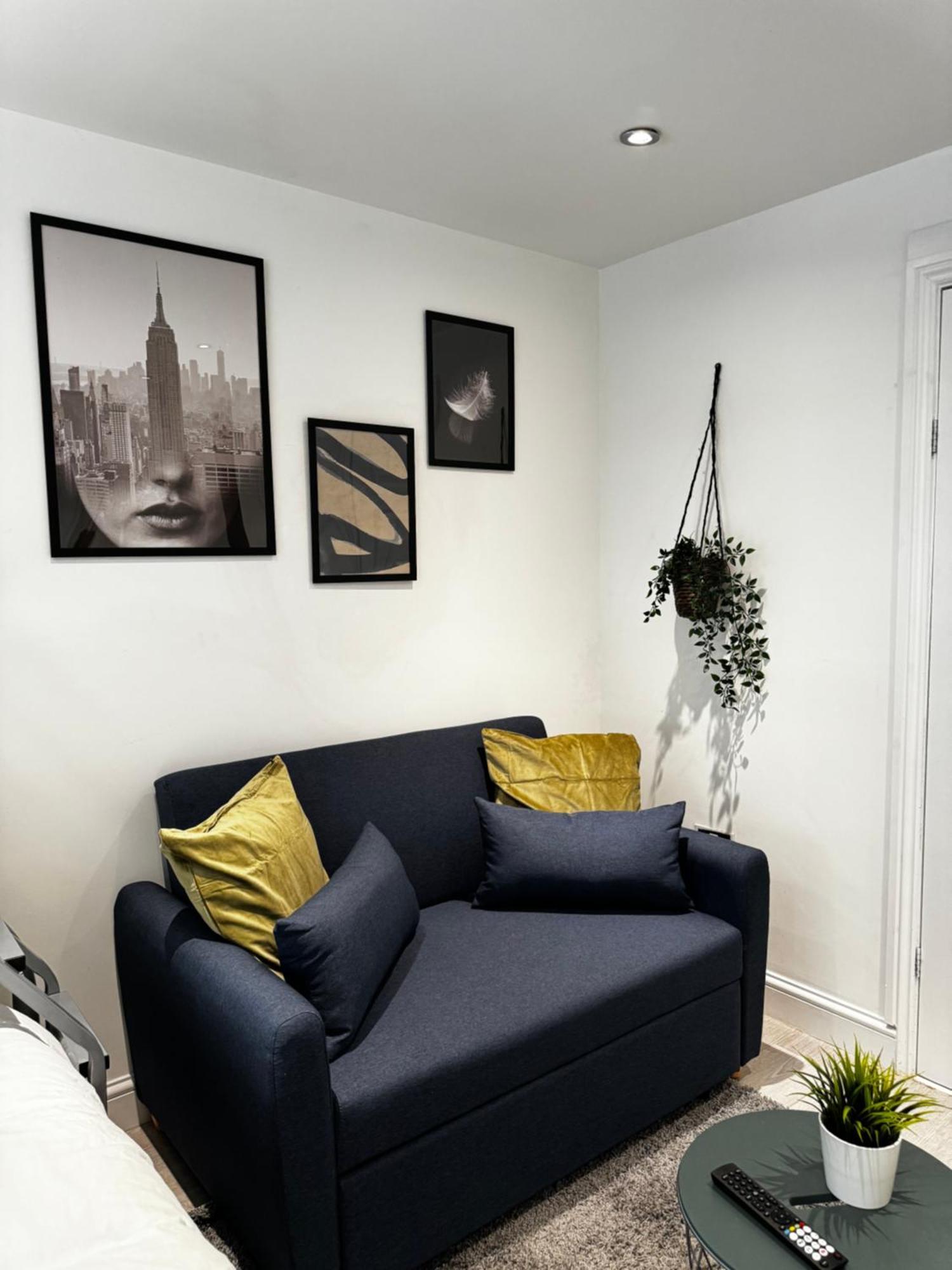 En-Suite Bedroom For Up To 4! Sofa Bed - Near Stratford ลอนดอน ภายนอก รูปภาพ
